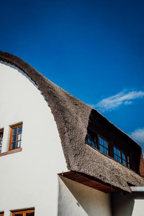 Hot_Elarnia Hotel & Spa Puszczykowo Exterior foto